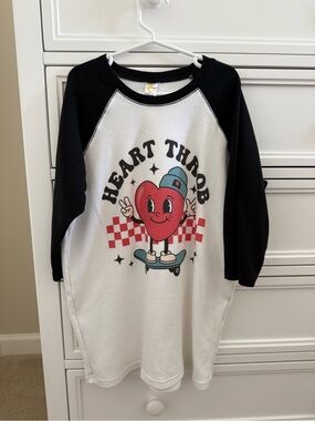 Boys Heart Throb Valentines Shirt (L)